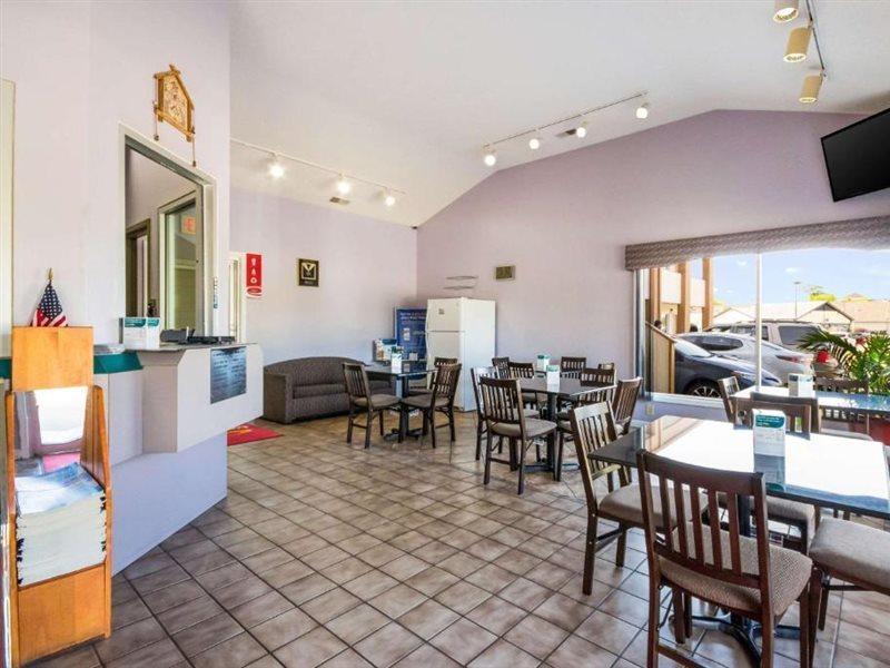 נורפולק Econo Lodge Little Creek מראה חיצוני תמונה