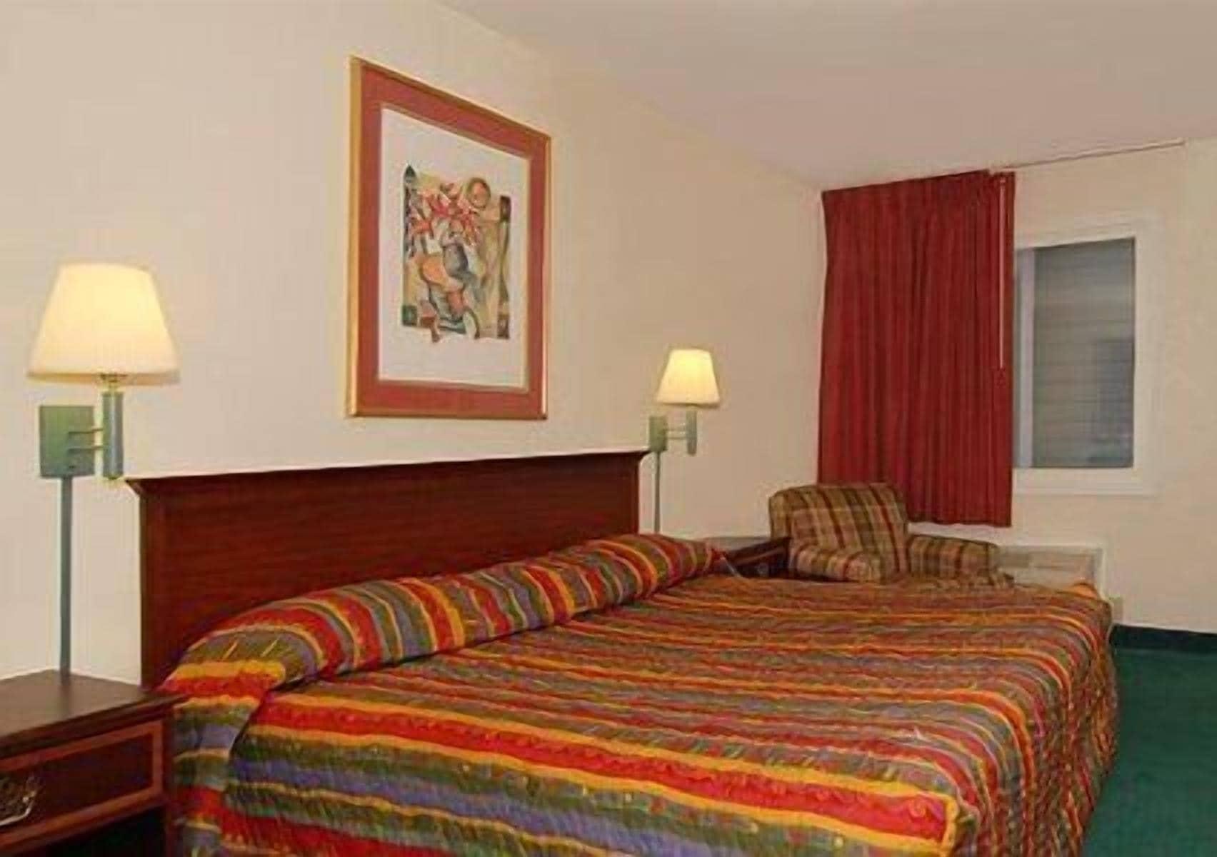 נורפולק Econo Lodge Little Creek מראה חיצוני תמונה