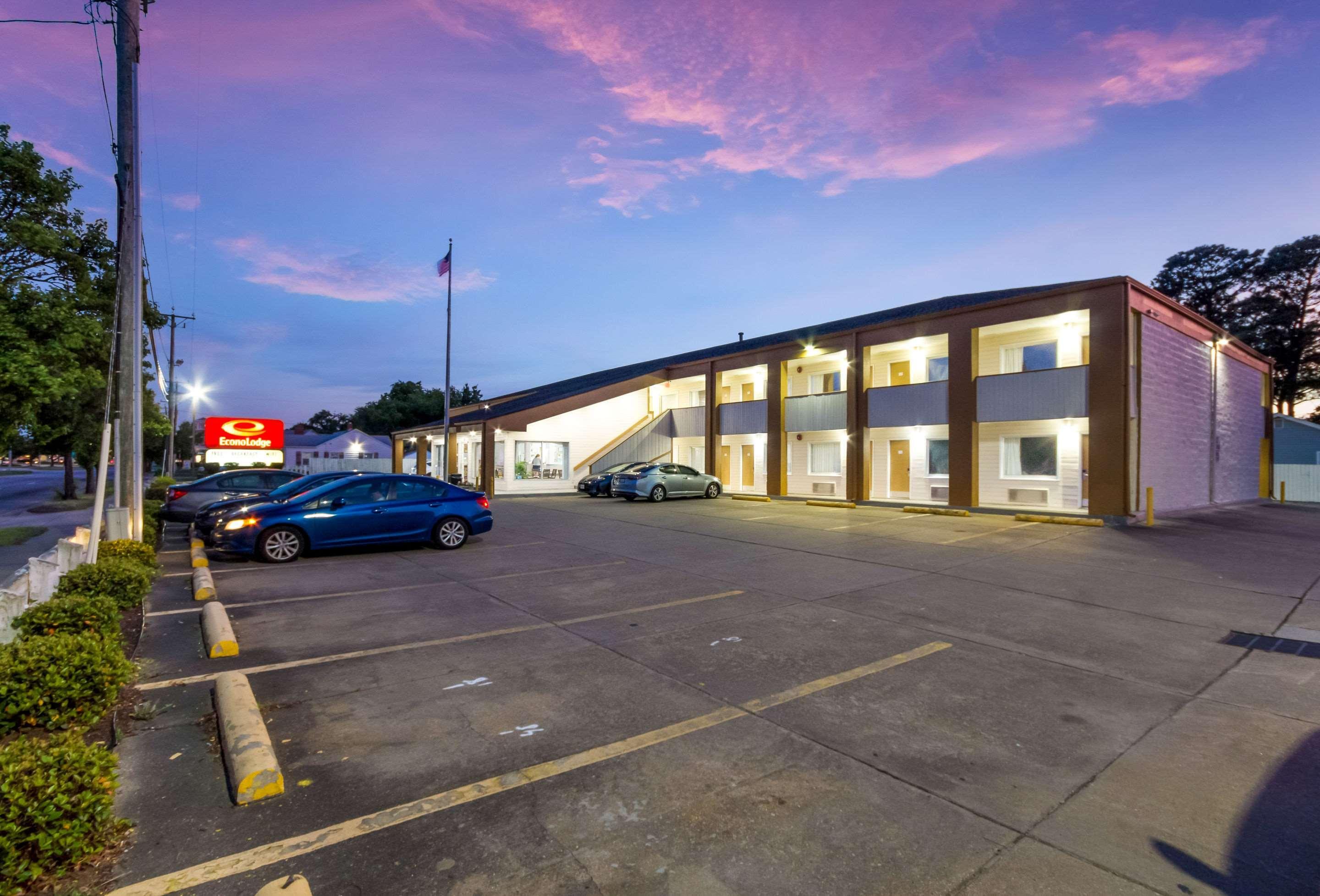 נורפולק Econo Lodge Little Creek מראה חיצוני תמונה