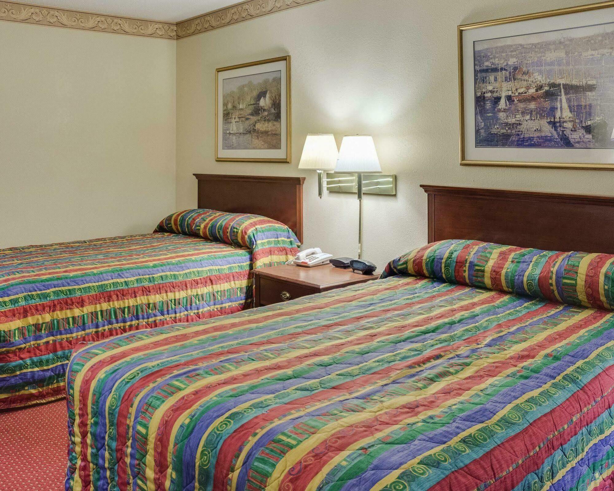 נורפולק Econo Lodge Little Creek מראה חיצוני תמונה